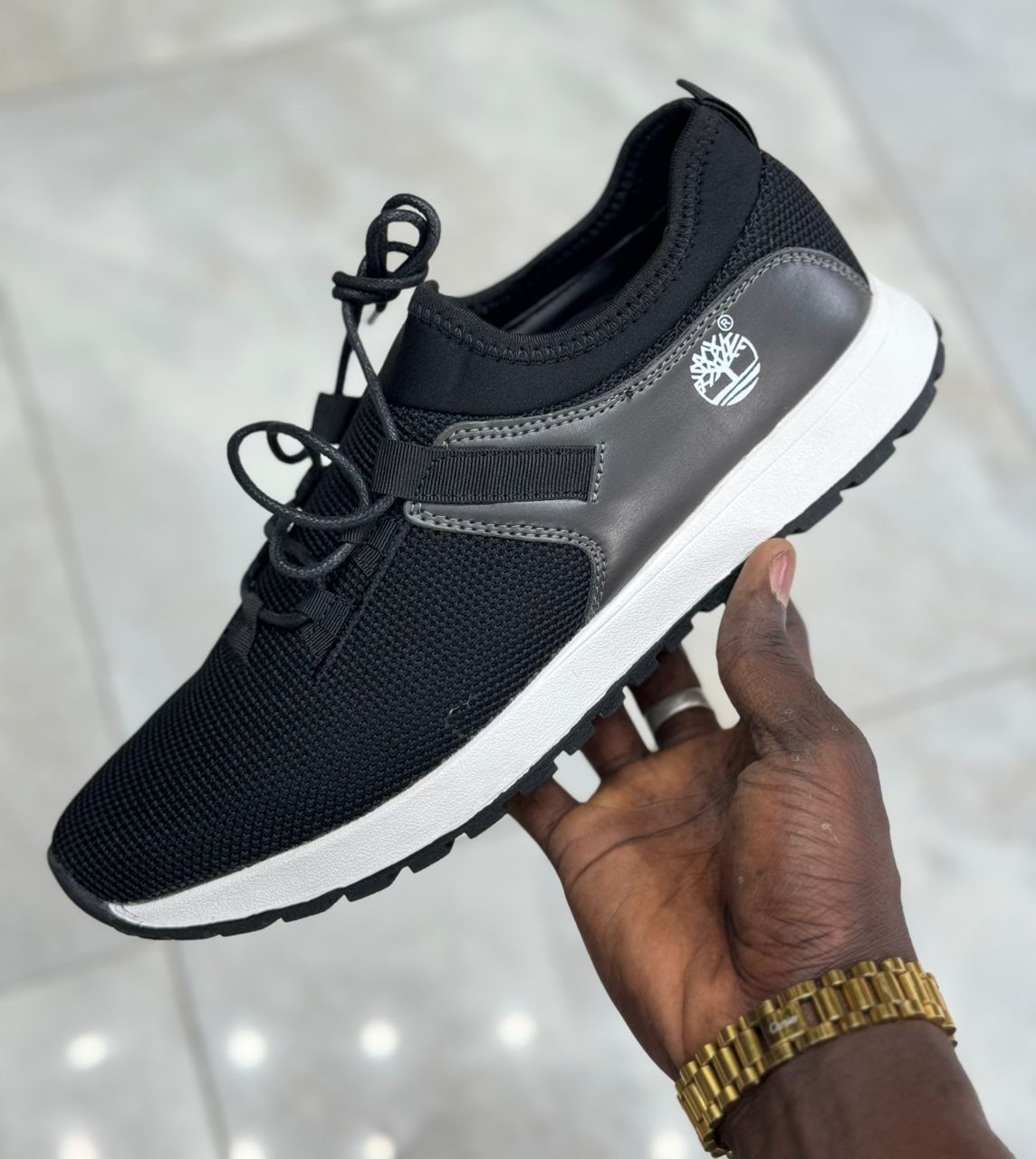 ✨ Chaussures tendance et confortables