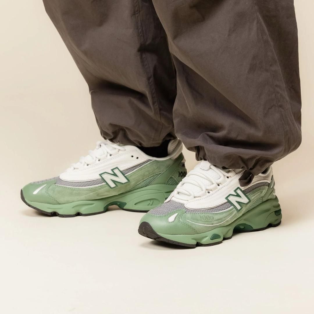 Le style authentique à vos pieds (plus généraliste)
Sneakers Street : L'authenticité à chaque pas (plus orienté sneakers)