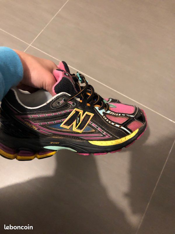 New Balance 1906R "Protection Pack" Noir/Rose
