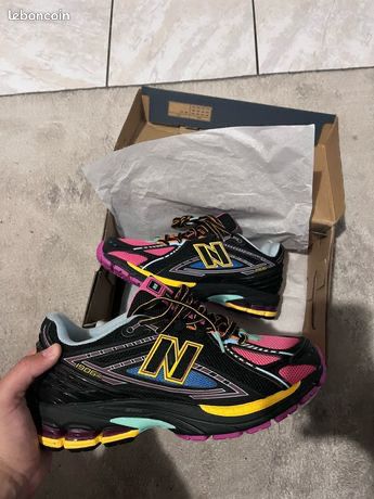 New Balance 1906R "Protection Pack" Noir/Rose