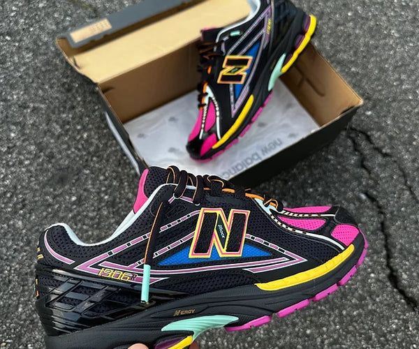 New Balance 1906R "Protection Pack" Noir/Rose
