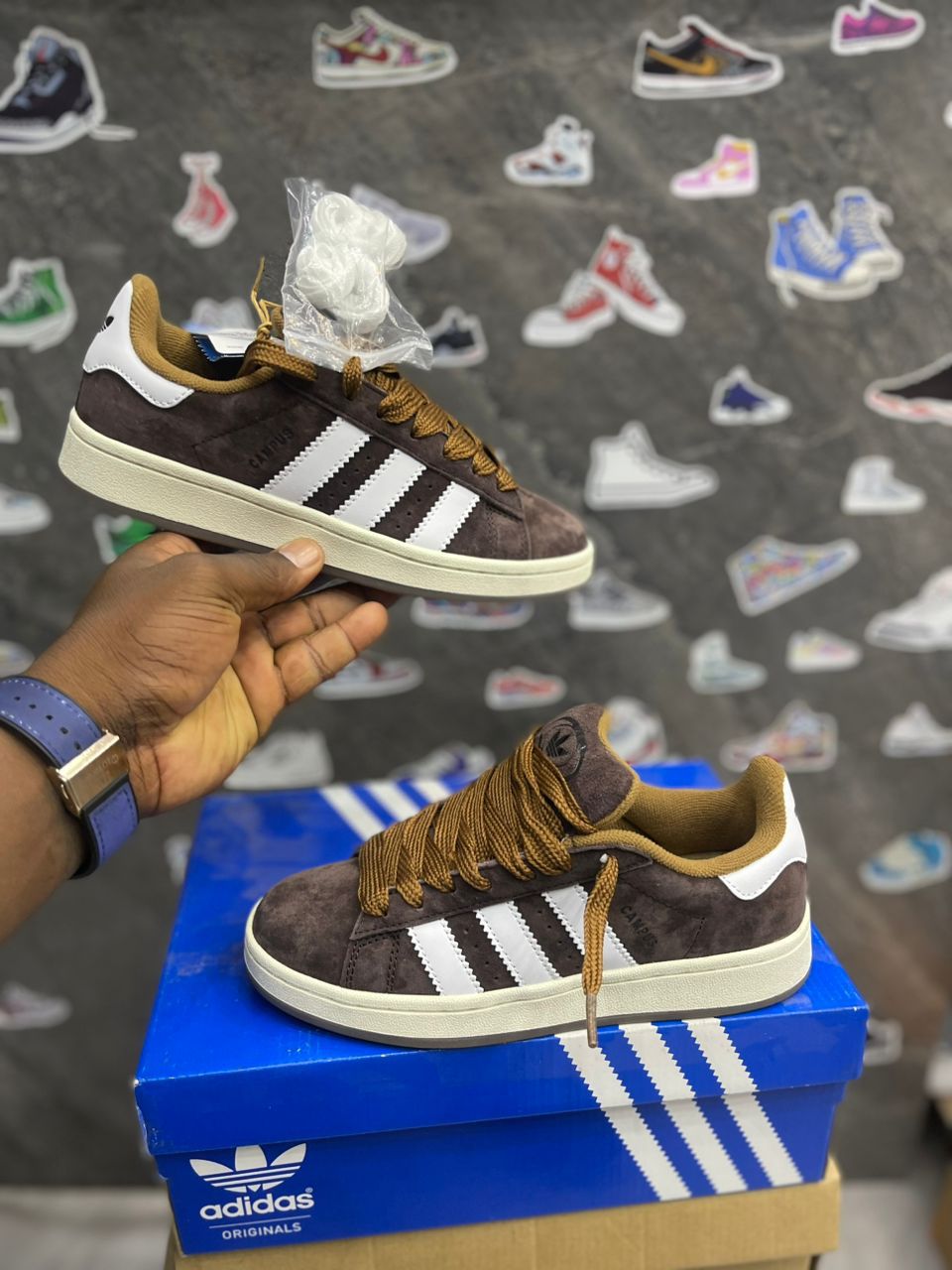Chaussures Adidas Campus 00s