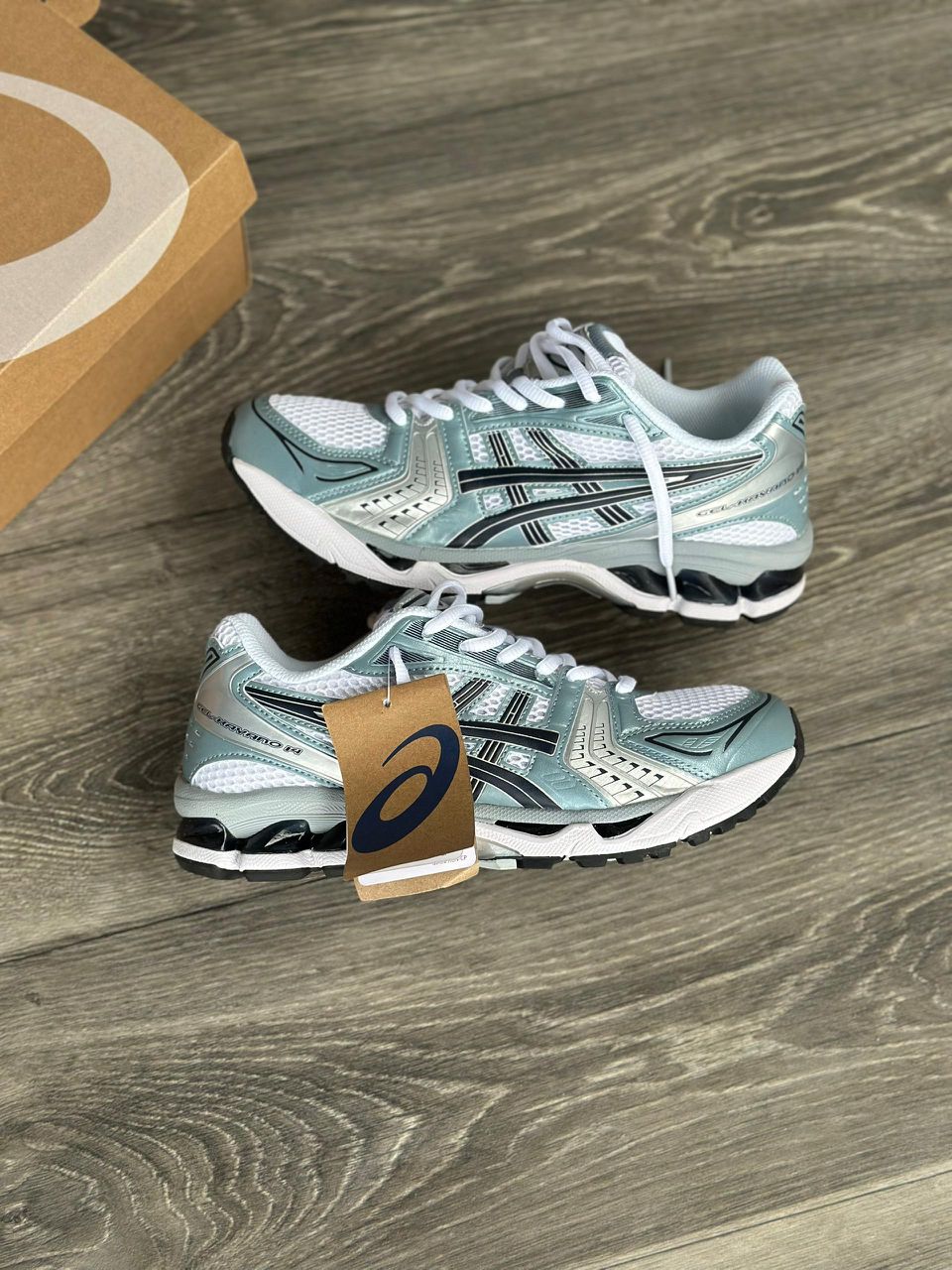 Foot Forward : Asics Gel-Kayano 14