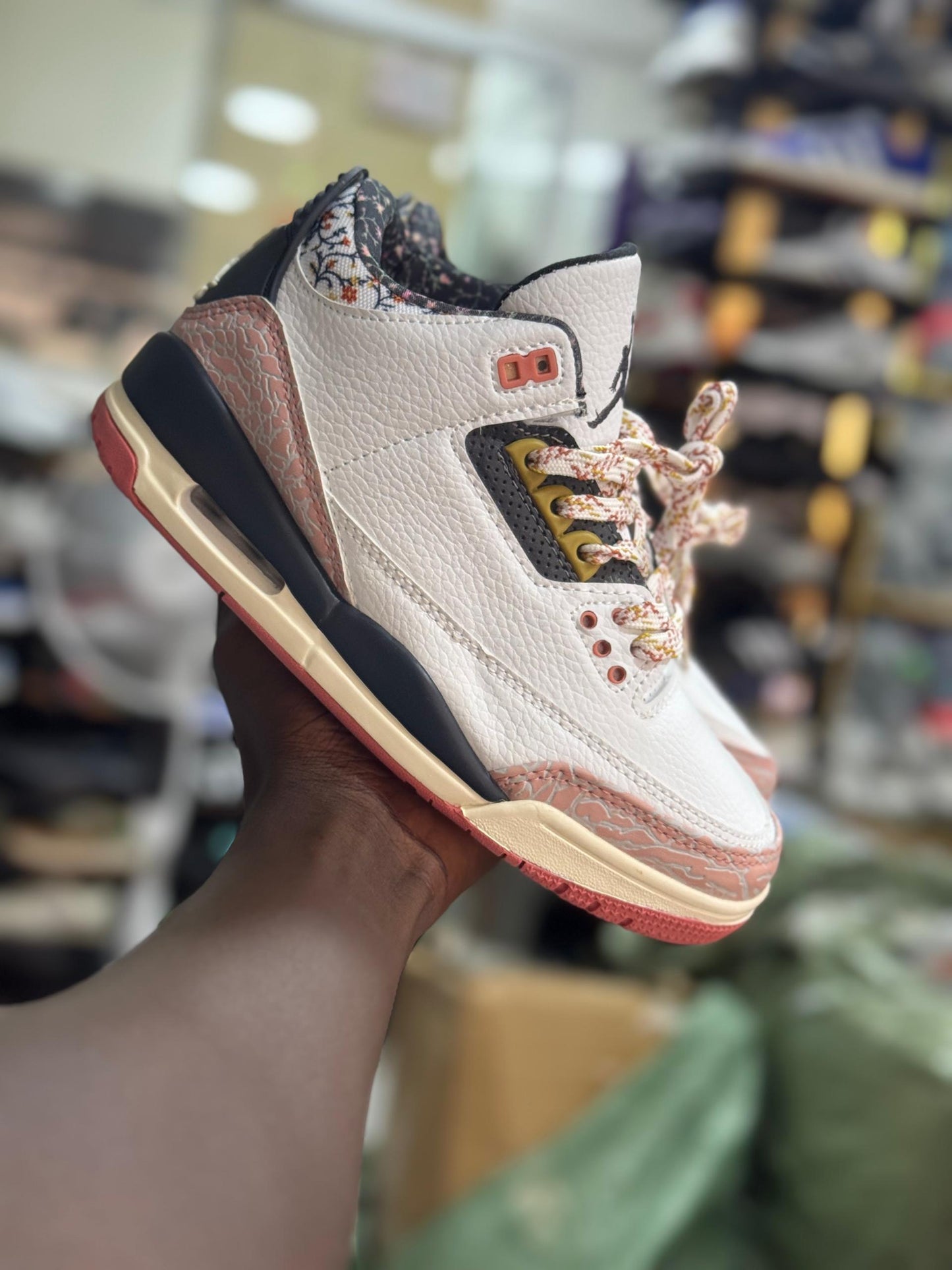 PLANÈTE BUSINESS 21: Votre Partenaire Sneaker