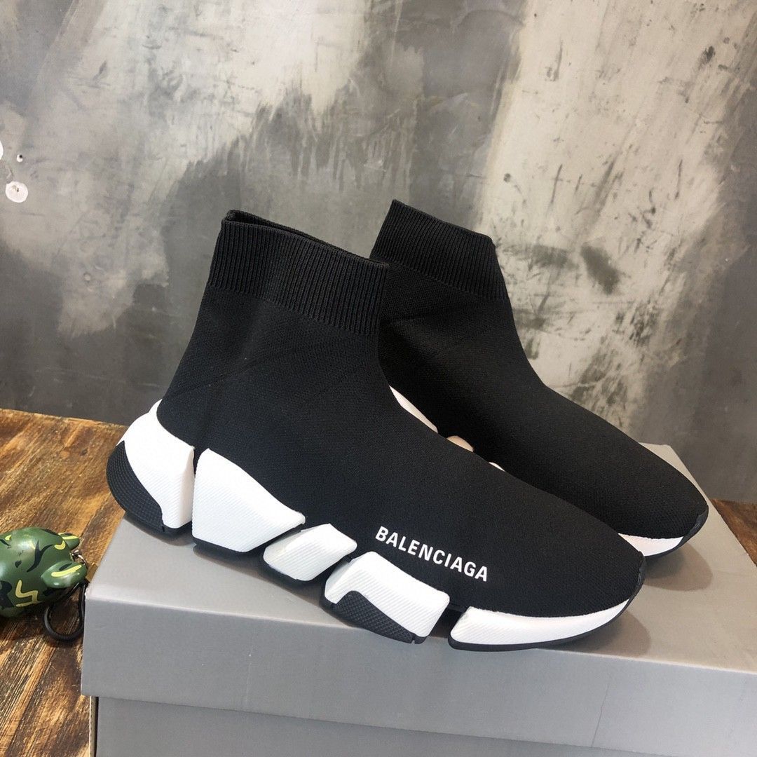 Baskets montantes Balenciaga Speed : le style iconique