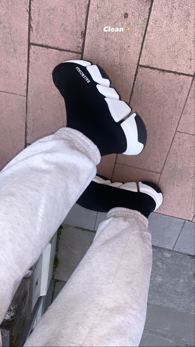 Baskets montantes Balenciaga Speed : le style iconique