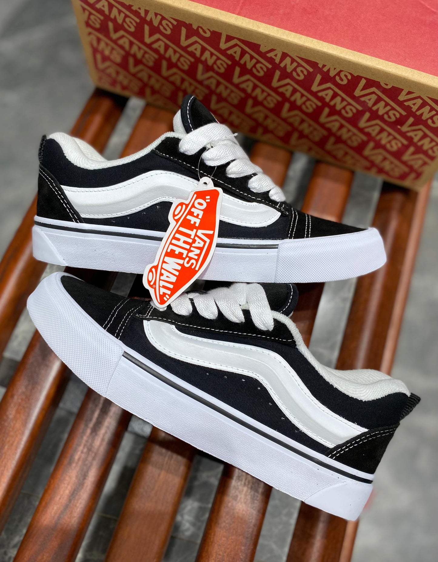Vans Old Skool : L'icône intemporelle pour un style authentique