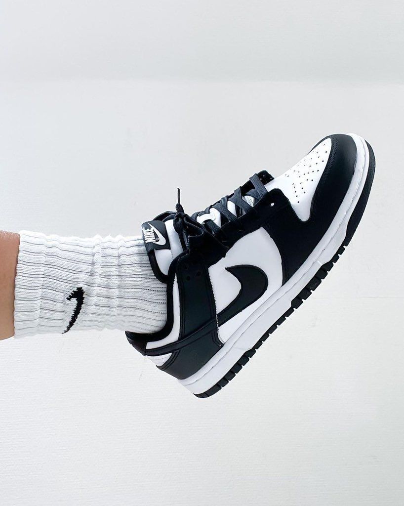 Nike Dunk Low Black and White : L'incontournable classique