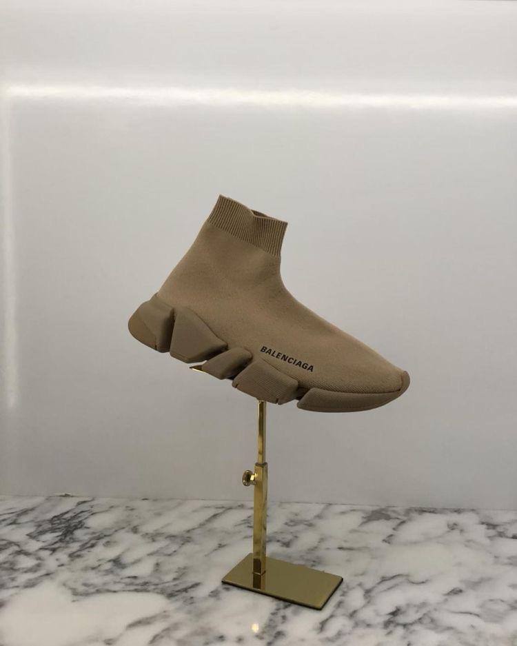 : Le Sanctuaire de la Balenciaga Speed