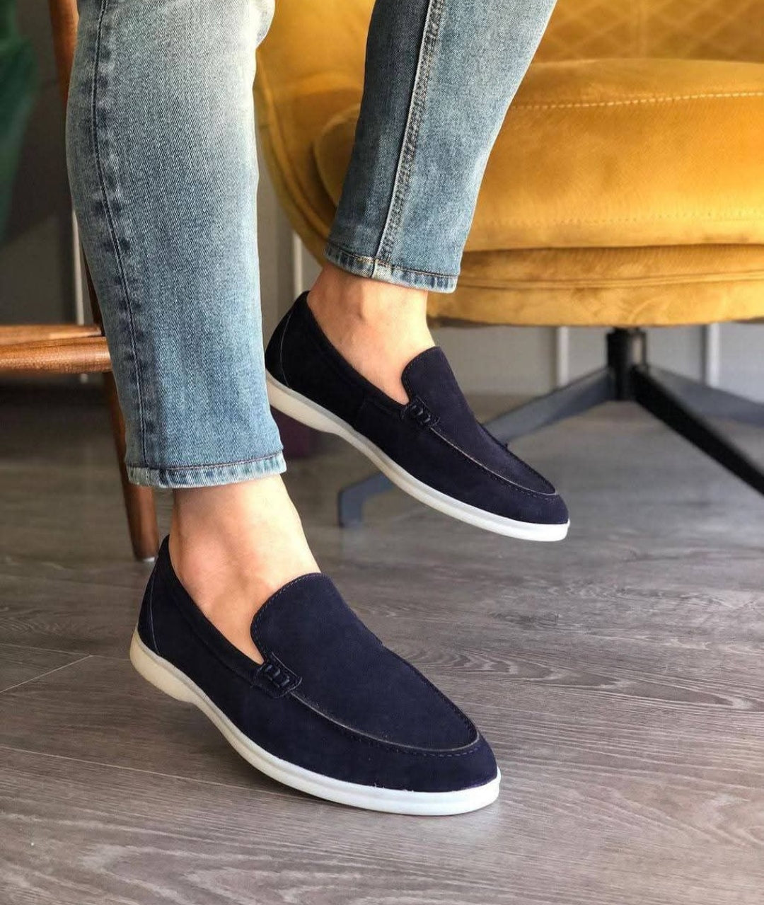 Confort et Qualité
Monsieur Savoir-Vivre : Mocassins & Loafers de Luxe