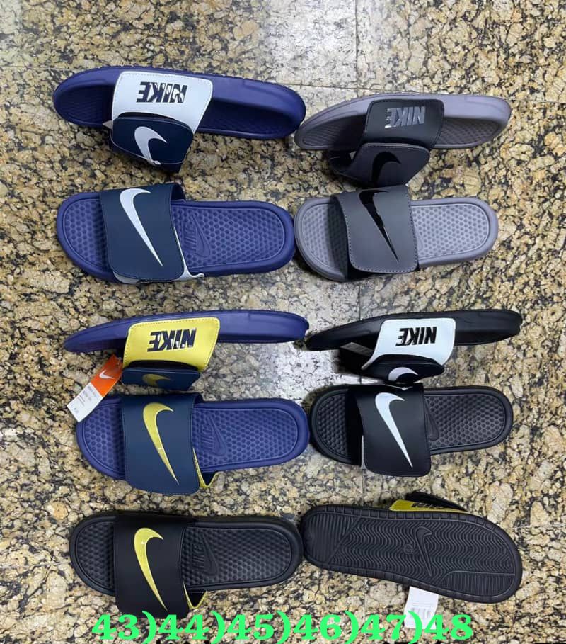 Titre : Collection de Baskets Calvin Klein & Co. - L'Élégance Décontractée à Vos Pieds