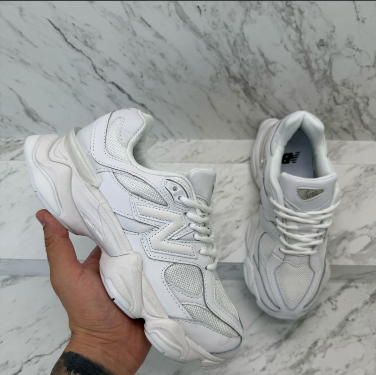 Baskets Blanches New Balance - Style et Confort