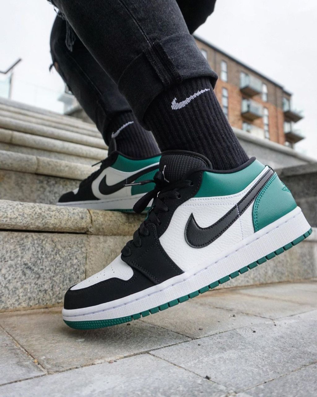 FootWear & Style : L'essence du street style