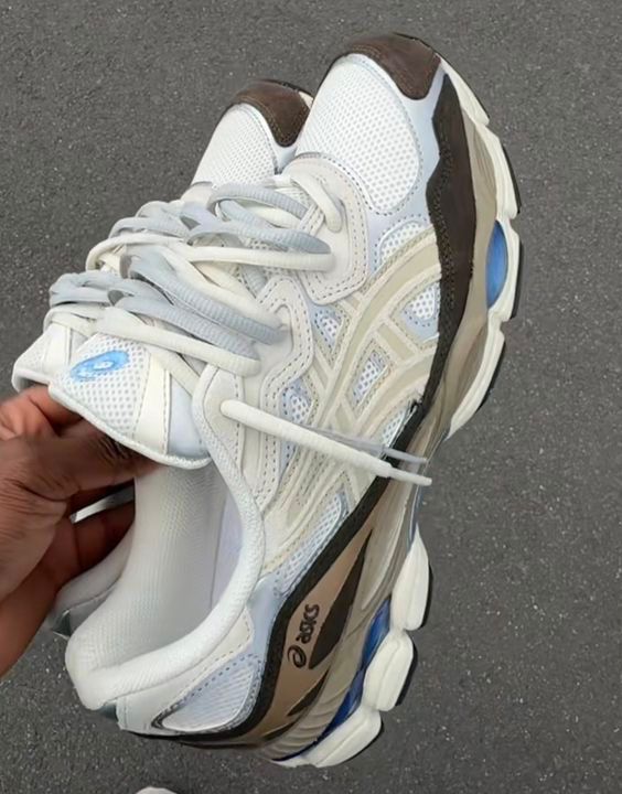 Asics Gel-1090™ : l'équilibre parfait entre performance et style rétro
