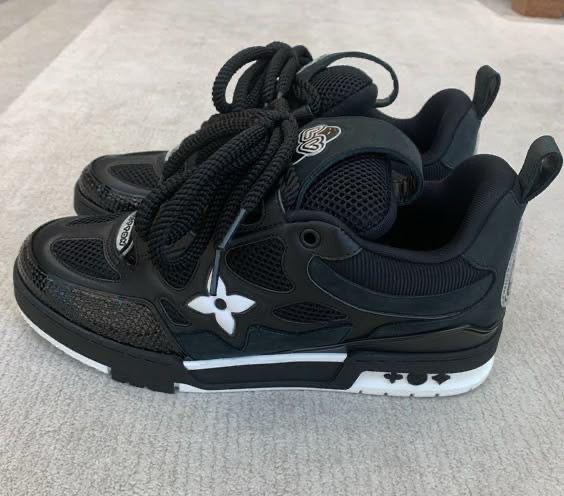Louis Vuitton Trainers Black and White