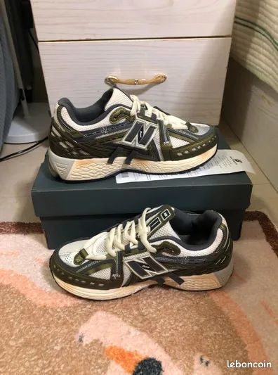 Boutique de sneakers : New Balance 1906R