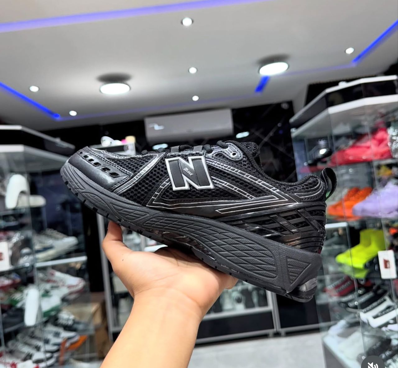 New Balance 1906R "Protection Pack" Noir/Rose