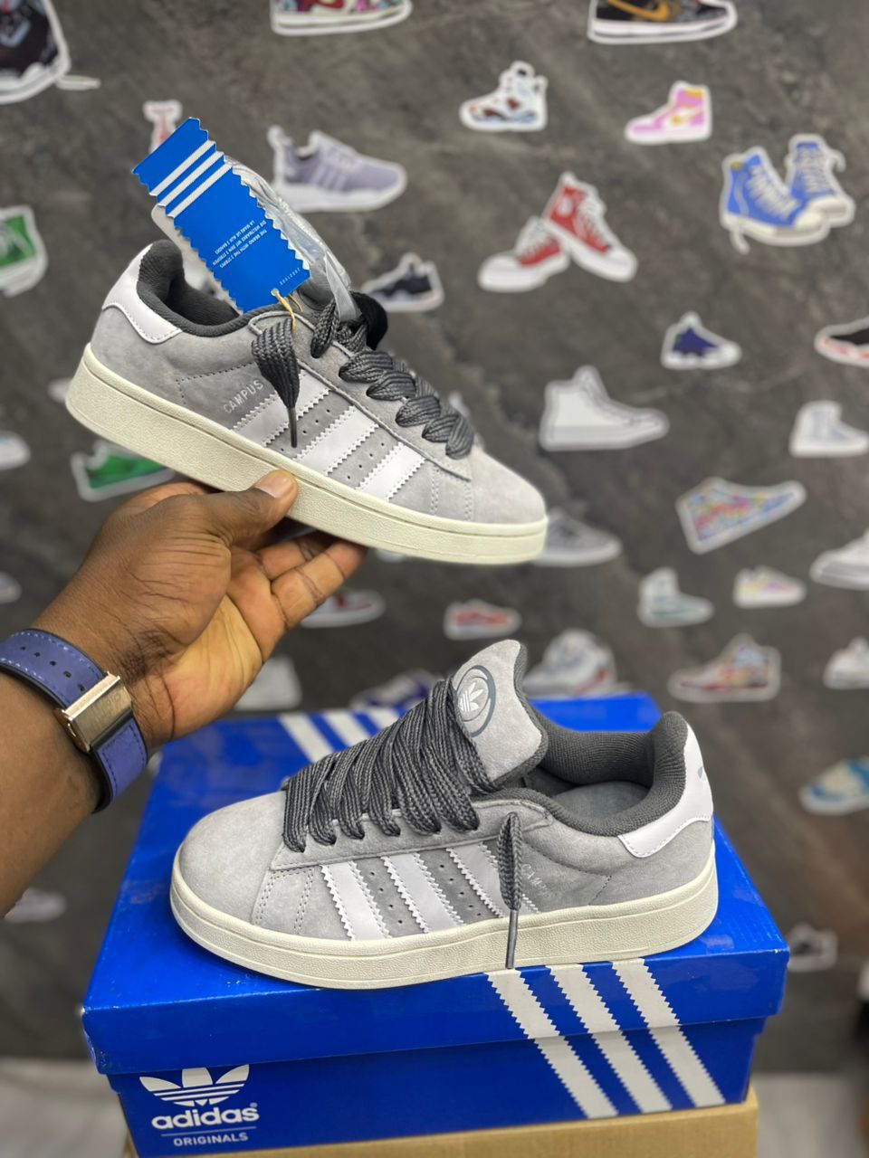 Chaussures Adidas Campus 00s