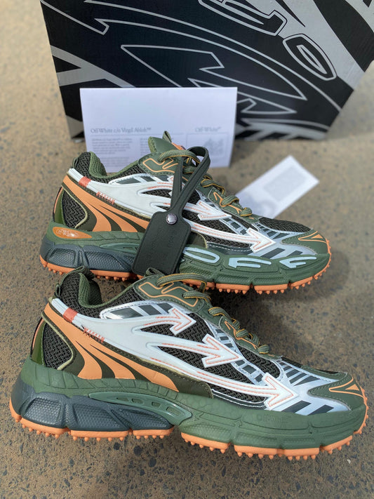 Off-White™ x Nike Air Zoom Terra Kiger 5 : L'alliance parfaite entre luxe et performance"