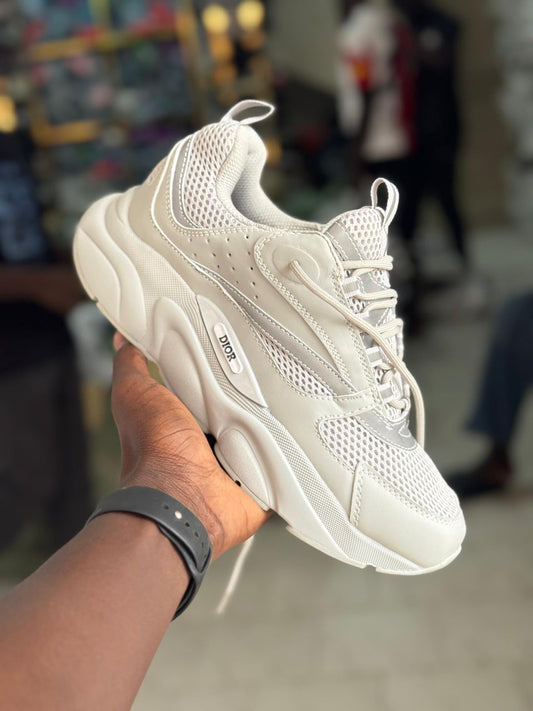 Boutique de Sneakers Tendances - Dior, Adidas & Plus