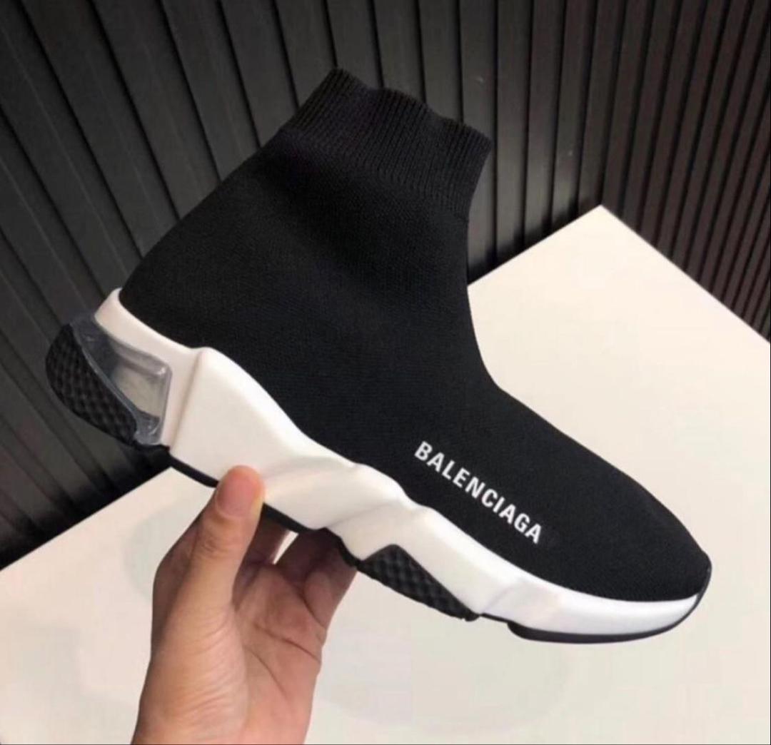 : Le Sanctuaire de la Balenciaga Speed