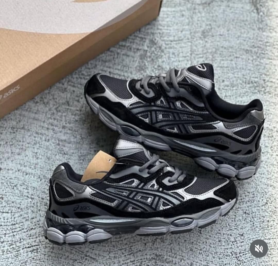 Option Courte et Impactante : Vibes Urbaines | ASICS Gel-Kayano 14