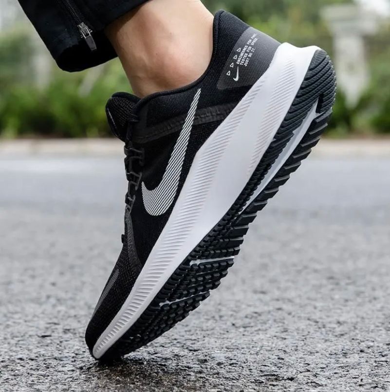 SneakVibe – Performance & Style Urbain