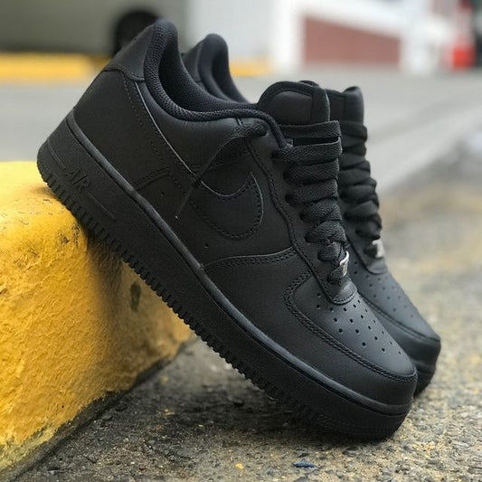 L'Air Force 1 Low "Triple Black"