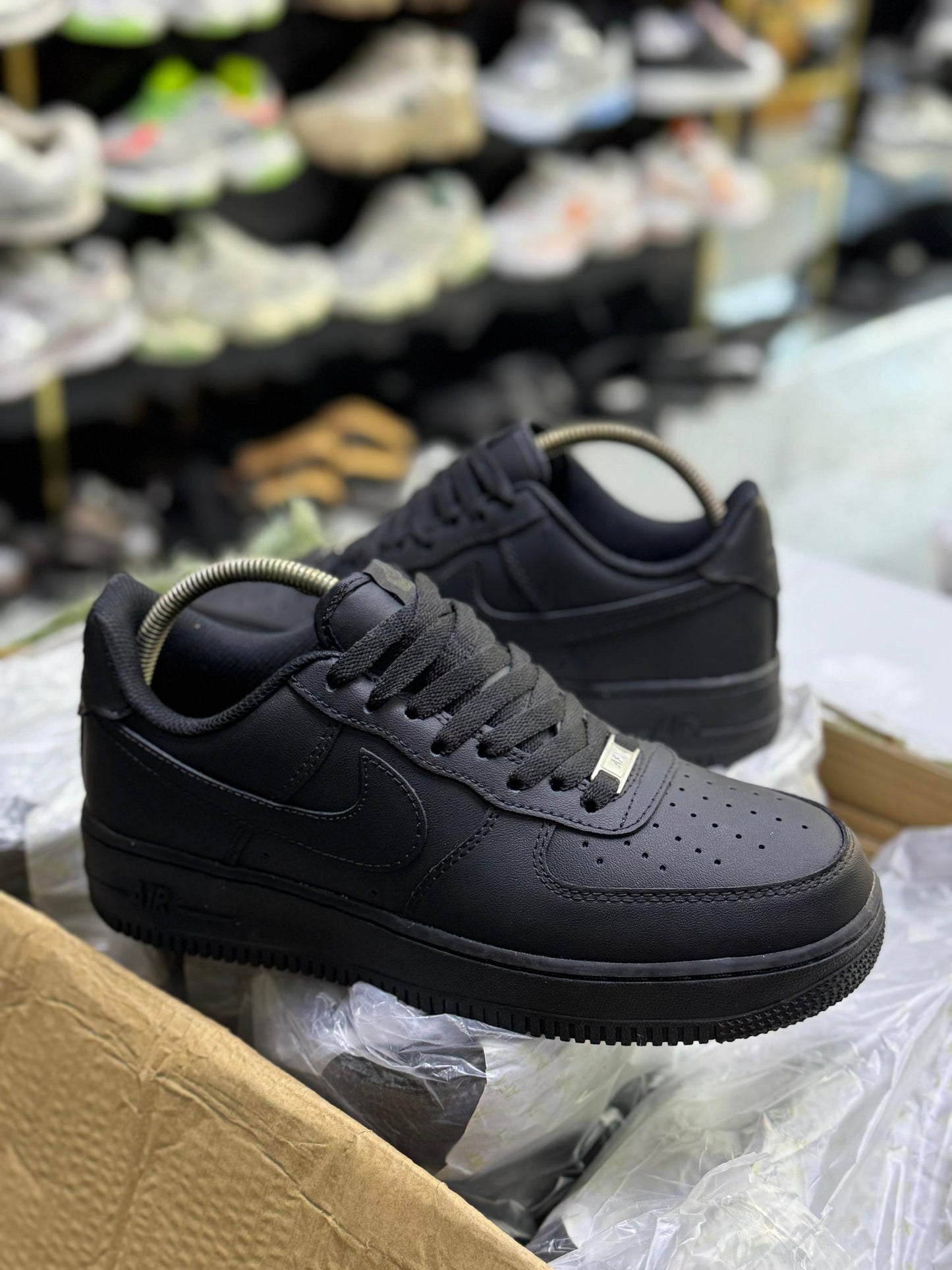 L'Air Force 1 Low "Triple Black"