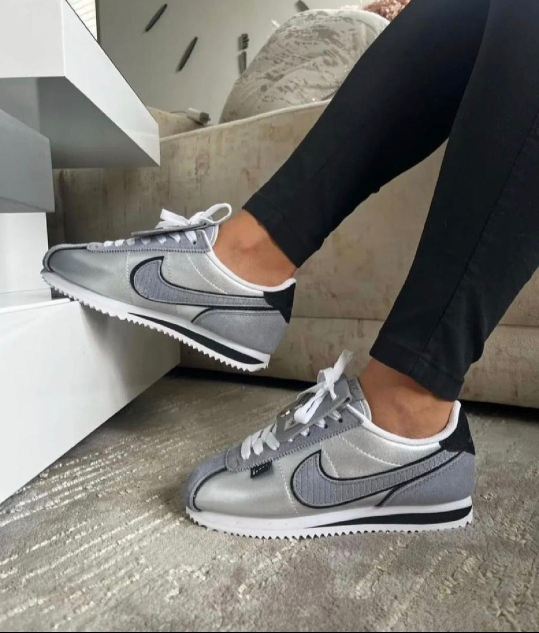 Urban Step | Sneakers de Caractère (Ou : Nova Kicks | L’Exclusivité à vos pieds)