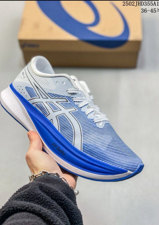 l'ASICS S4