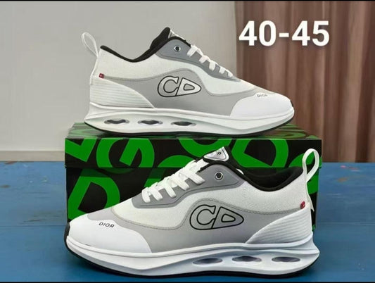Dior B30 Collection : L'Élégance Sportive à vos Pieds 👟✨