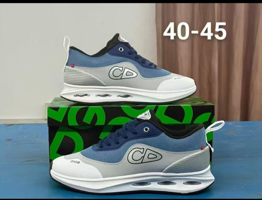 Dior B30 Collection : L'Élégance Sportive à vos Pieds 👟✨