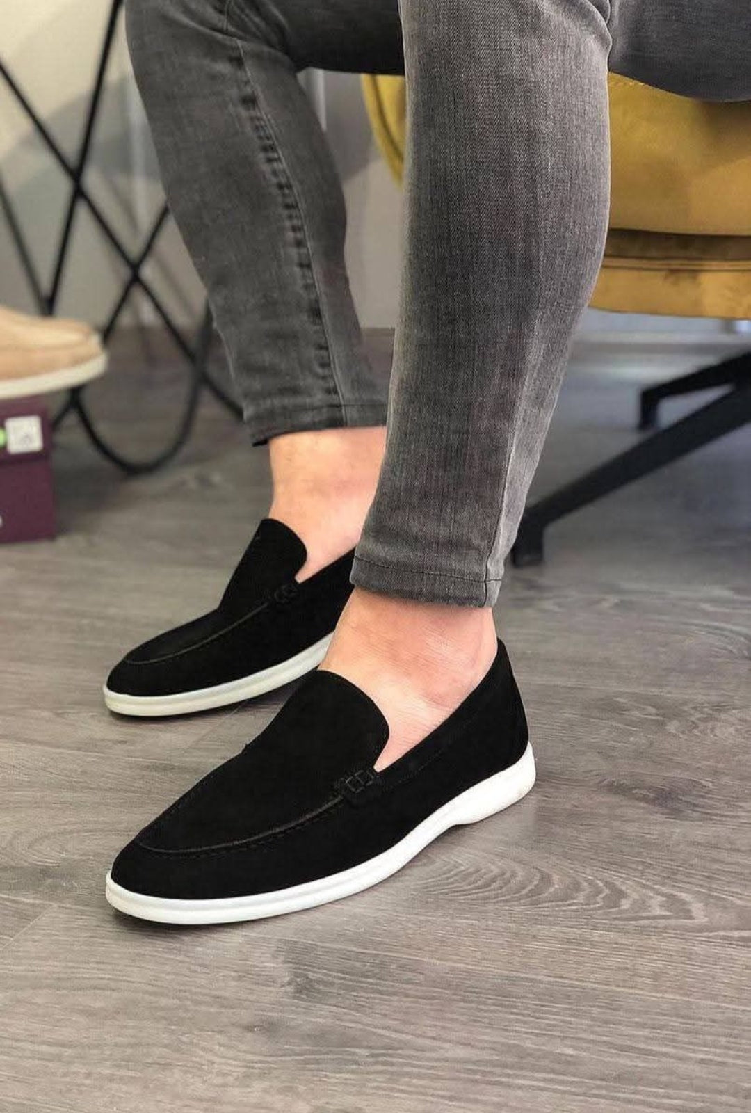 Confort et Qualité
Monsieur Savoir-Vivre : Mocassins & Loafers de Luxe