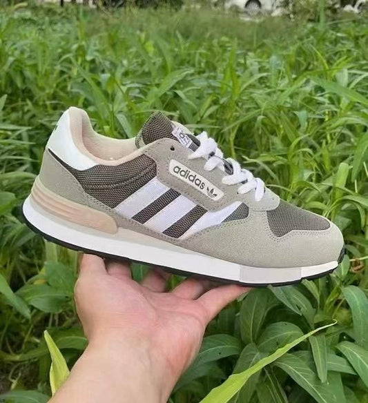 Adidas - Style et Confort pour vos Pie