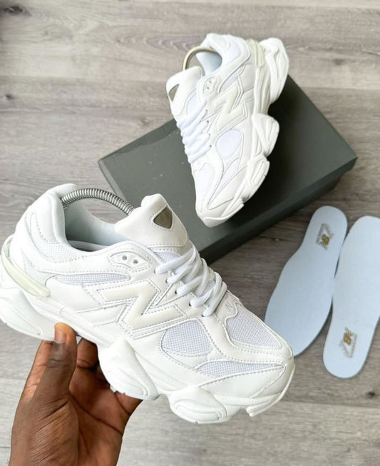 Baskets Blanches New Balance - Style et Confort