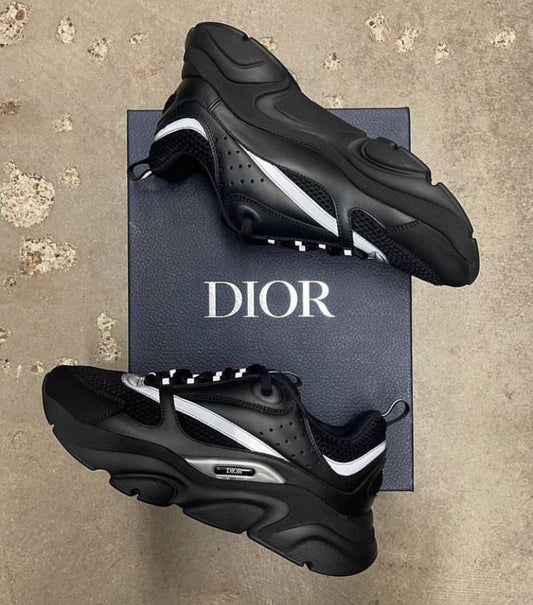 DIOR B22 : Un style moderne et audacieux