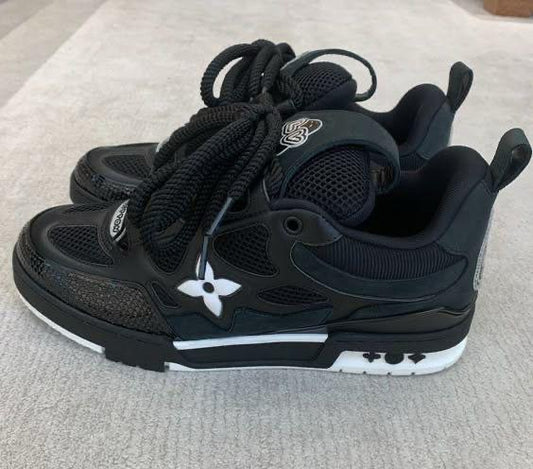 Louis Vuitton Trainers Black and White