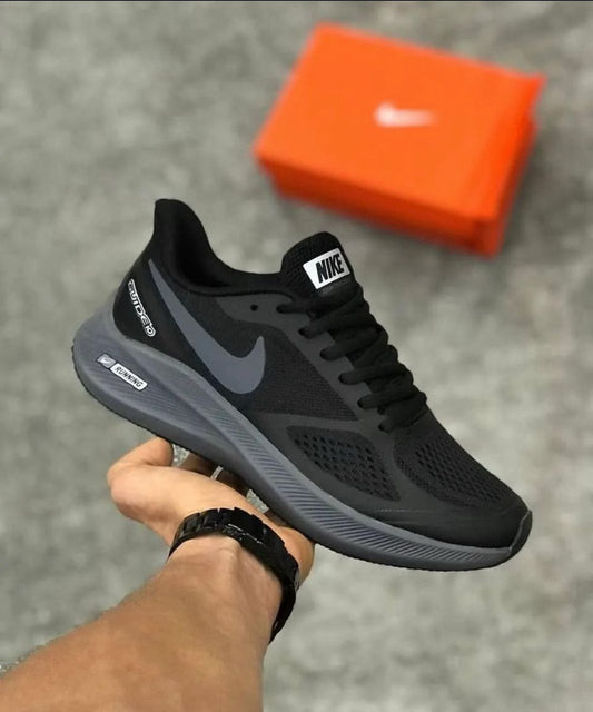 Titre : Chaussures de running Nike Guided - Confort et Performance